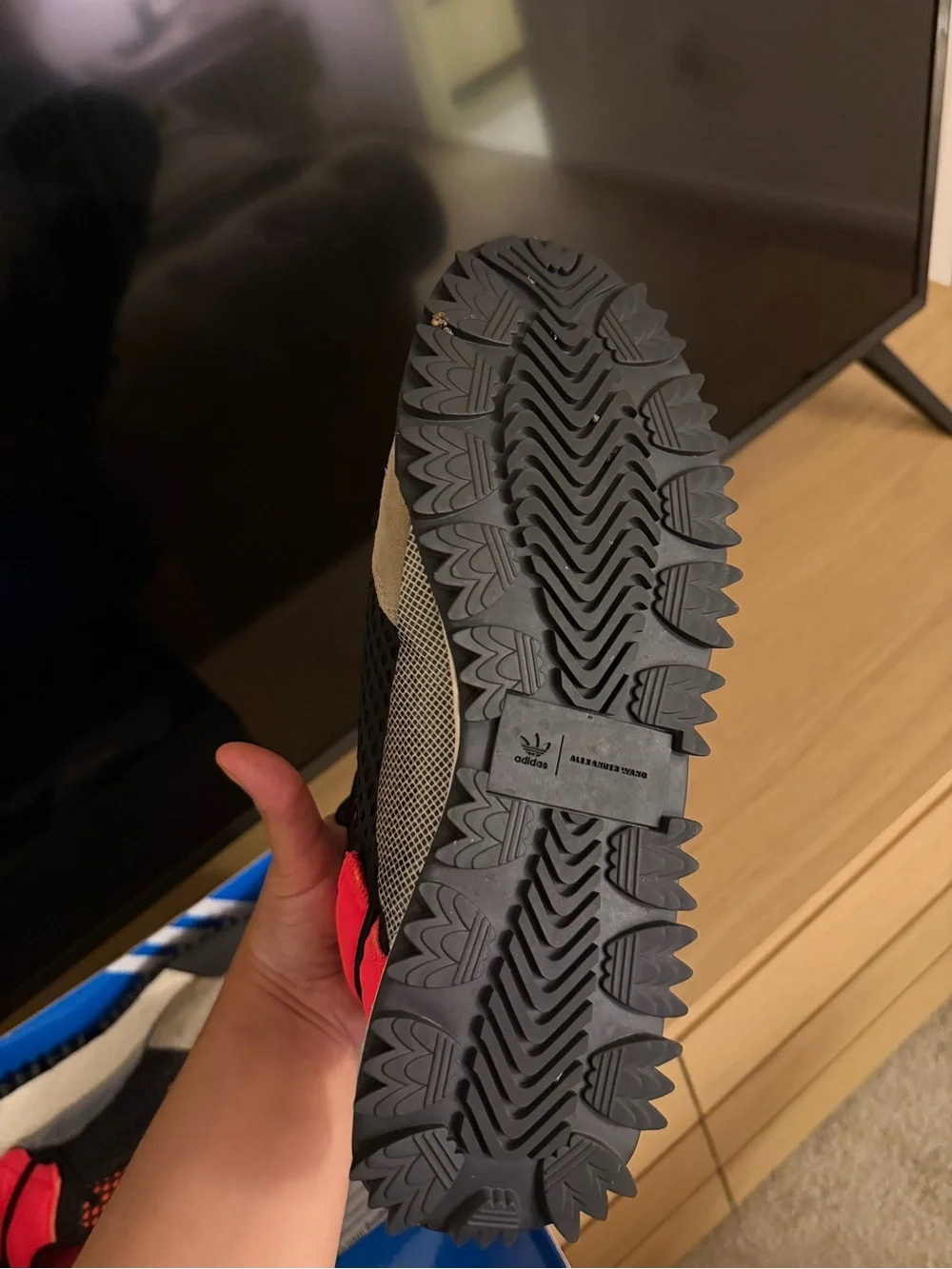 Adidas Sneakers -BASICALLY BRAND NEW size 7 little boy
